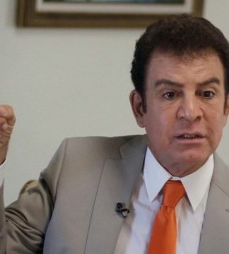Responde Nasrala:“en Honduras los zopilotes le disparan a las escopetas”