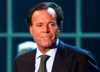 Julio Iglesias podría tener problemas por declaraciones sobre su vida privada