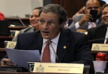 Mauricio Villeda presenta proyecto para derogar ley que exime de impuestos a medios de comunicación