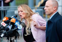 Actriz porno demanda al presidente de EEUU por difamación