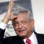 Obrador dedo frente