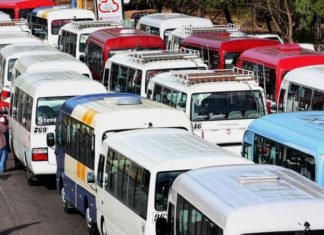 Entre dudas de sus agremiados dirigencia ordena suspender paro del transporte, sin lograr proposito con el gobierno