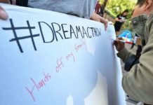 Dreamers encuentran apoyo en GoFundMe para pagar renovaciones de DACA