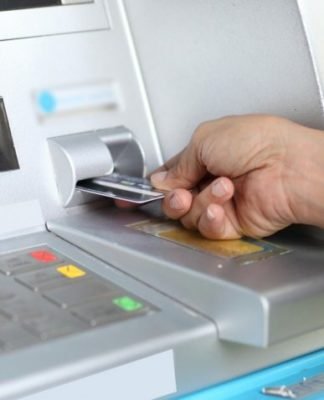 Este domingo entra en vigencia incremento de L.4.00 por retiro de efectivo en cajeros automáticos