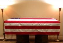 El fiel perro de George H.W. Bush lo acompaña en su último viaje a Washington