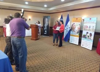 Junto a patrocinadores embajada entrega premios a ganadores de telenovela El Nuevo Mundo