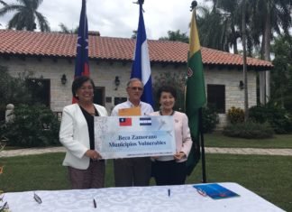 Taiwán y Zamorano firman acuerdo de cooperación educativa