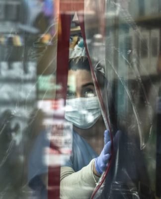 Estados Unidos supera los 40,000 muertos por coronavirus y los 750,000 contagios