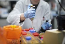 Libre pide a Rusia ayuda con medicamentos y pruebas para detectar COVID-19