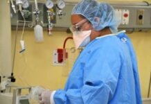 CN autoriza contratar personal de salud que tienen pendiente recibir el título universitario