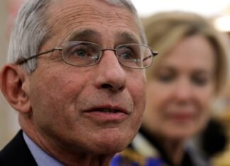 El doctor Anthony Fauci amenazado, su esposa e hijas también