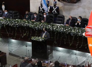 Con dos juntas directivas se inauguran sesiones del Congreso Nacional 2022-26