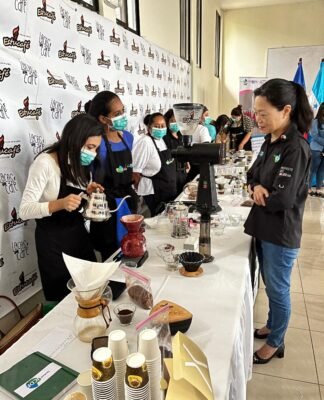 Embajada de Taiwán clausura curso sobre Barismo de Café