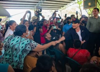 Querían verla?Presidenta Xiomara Castro visita zonas inundadas del sur de Honduras